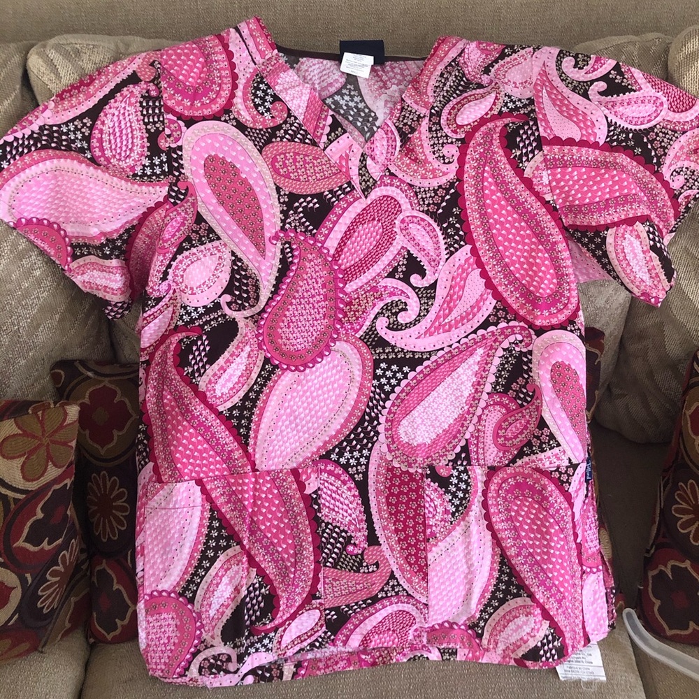 Tafford Scrub Top